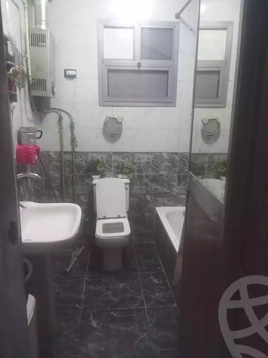https://aqarmap.com.eg/ar/listing/6964216-for-sale-cairo-helwan-mnshy-yn-hlwn-rael-st