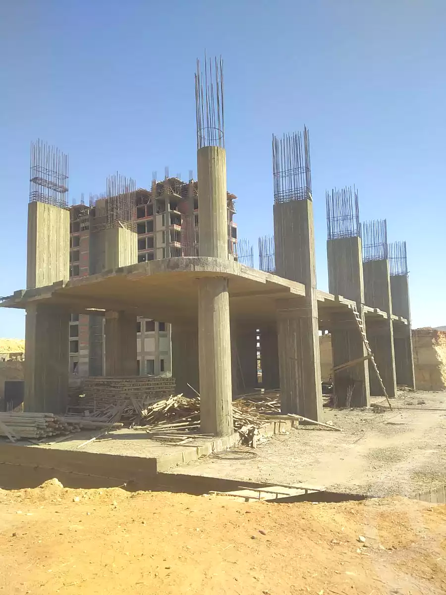 https://aqarmap.com.eg/ar/listing/6964321-for-sale-cairo-new-administrative-capital-ldwn-twn-knywn-byzns-kwmblks-dyr-msr