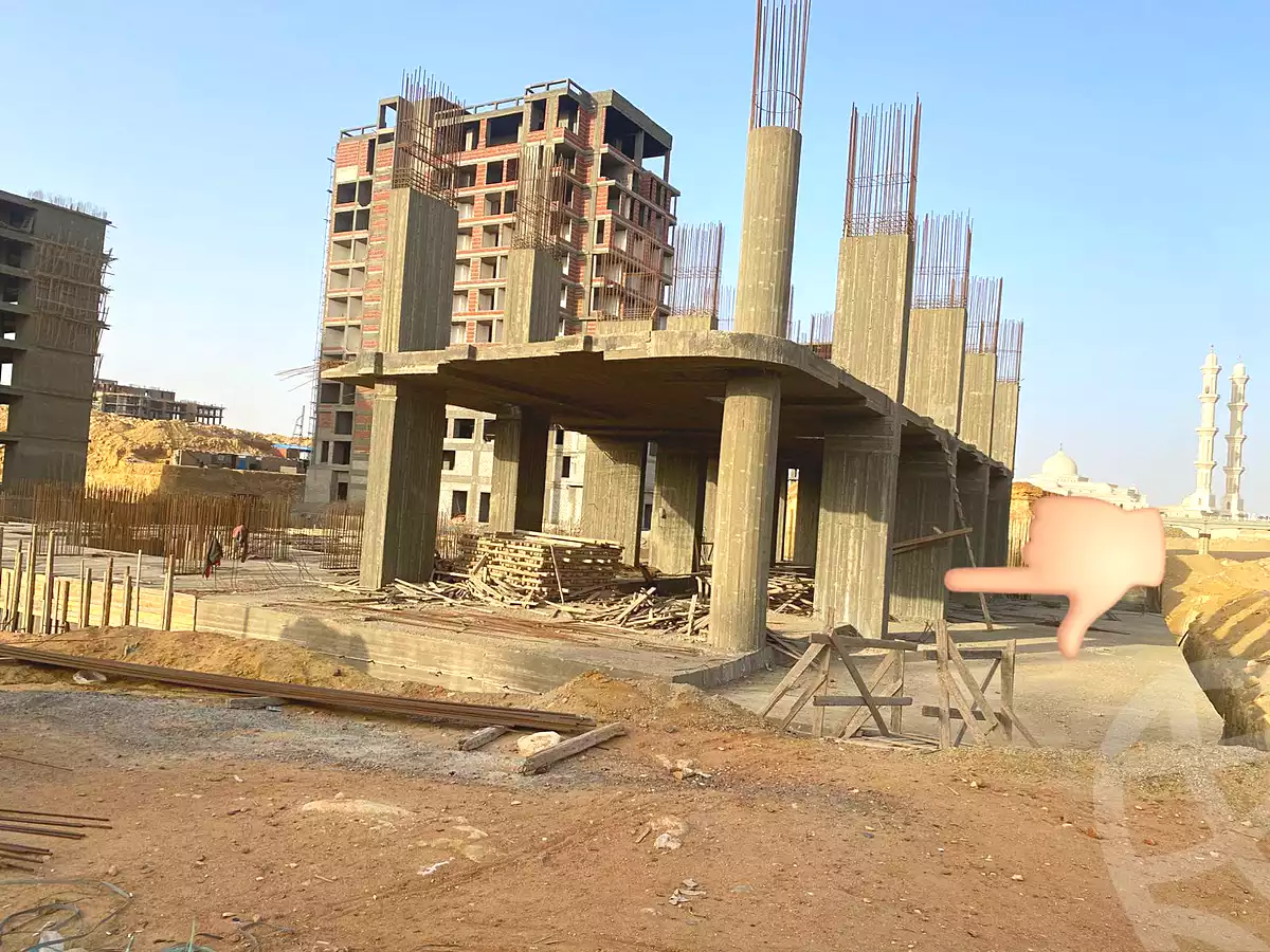 https://aqarmap.com.eg/ar/listing/6964342-for-sale-cairo-new-administrative-capital-ldwn-twn-knywn-byzns-kwmblks-dyr-msr