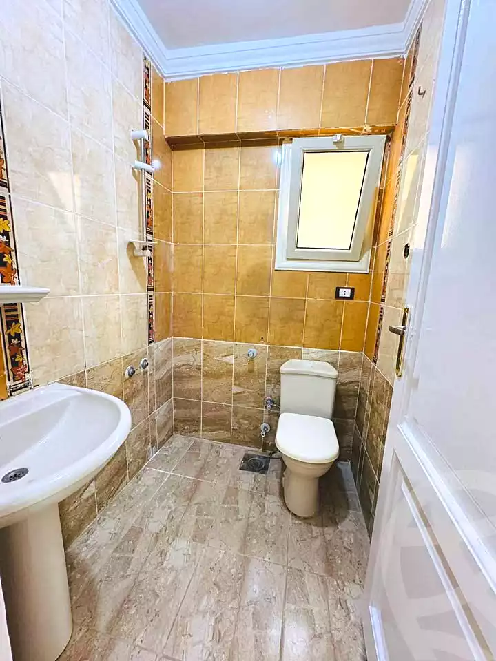 https://aqarmap.com.eg/ar/listing/6964865-for-sale-alexandria-al-agamy-shataa-el-nakheel