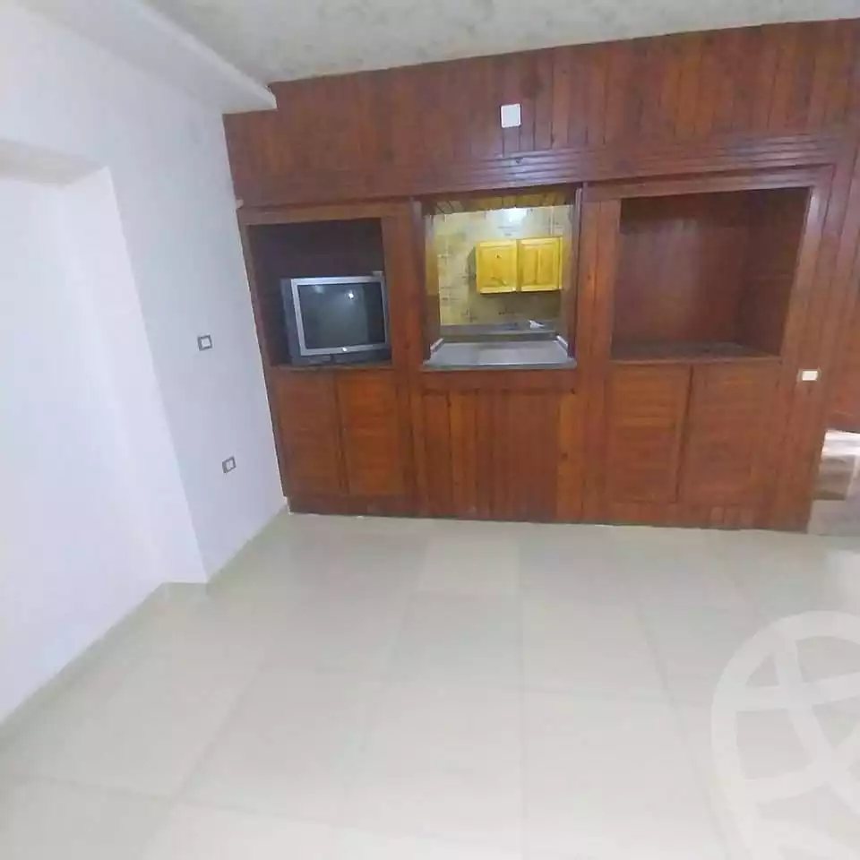 https://aqarmap.com.eg/ar/listing/6964875-for-sale-alexandria-al-agamy-lbytsh-el-hanafeya-st
