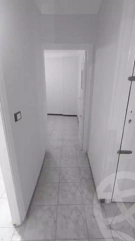 https://aqarmap.com.eg/ar/listing/6964945-for-sale-alexandria-sydy-bshr-sydy-bshr-bhry-gamal-abd-el-nasir-st