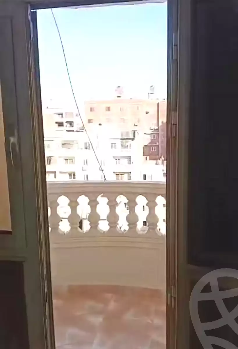 https://aqarmap.com.eg/ar/listing/6965232-for-sale-cairo-ain-shams-alf-maskn-maher-badawi-st