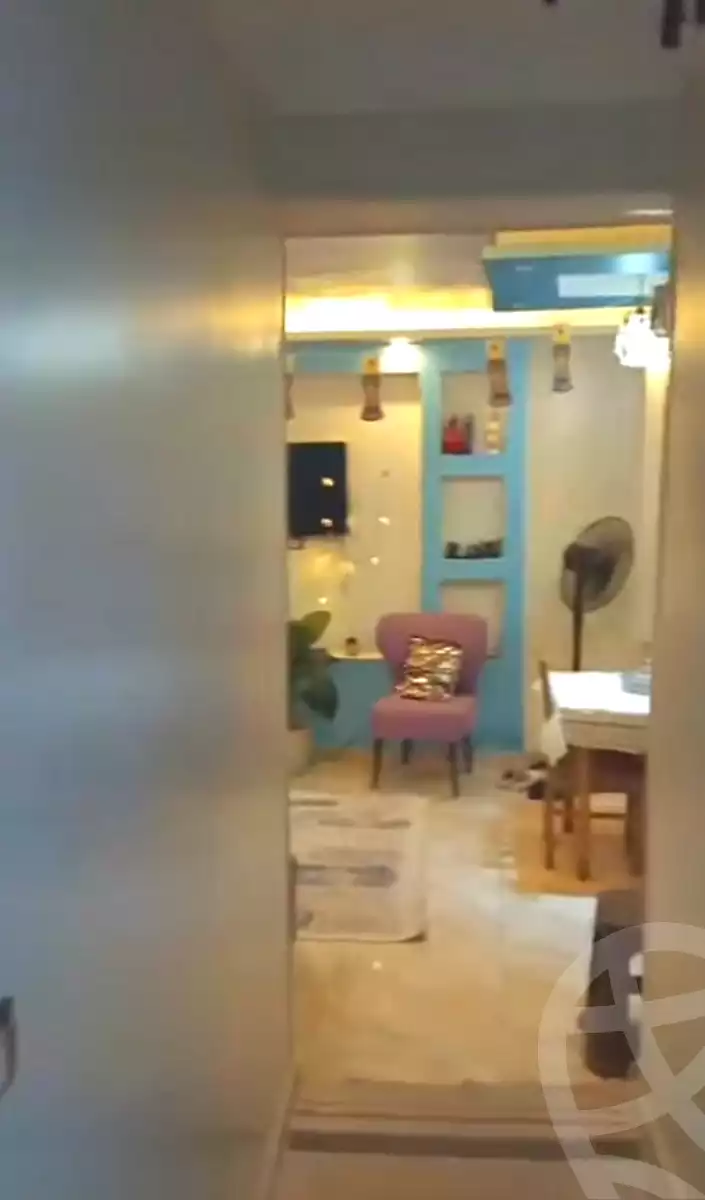 https://aqarmap.com.eg/ar/listing/6965489-for-sale-cairo-ljyz-shareaa-morad  charel degol
