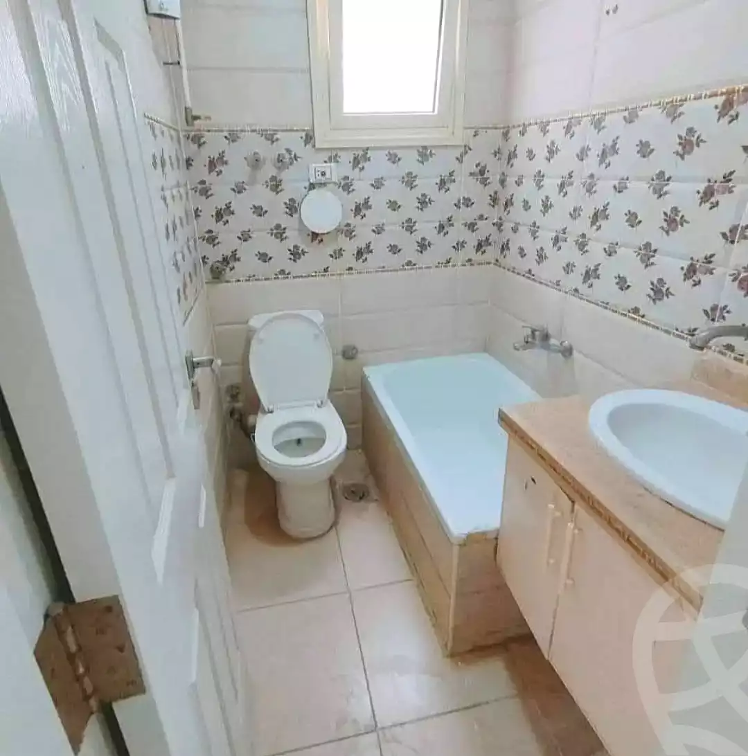 https://aqarmap.com.eg/en/listing/6965527-for-sale-alexandria-lsywf-el-falki