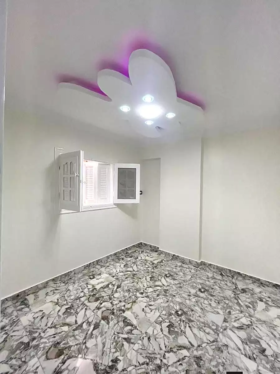 https://aqarmap.com.eg/ar/listing/6965592-for-sale-alexandria-al-agamy-lbytsh-al-kaada-st