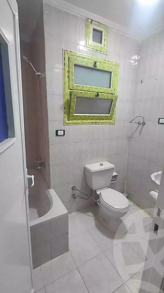 https://aqarmap.com.eg/ar/listing/6965655-for-sale-alexandria-sydy-bshr-sydy-bshr-bhry-shr-mhmd-njyb