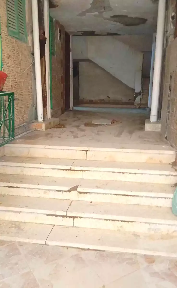 https://aqarmap.com.eg/en/listing/6965786-for-sale-alexandria-al-agamy-el-hanouvel-el-salam-st