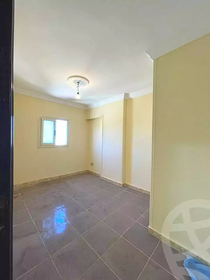https://aqarmap.com.eg/ar/listing/6966156-for-sale-alexandria-el-asafra-l-sfr-qbly
