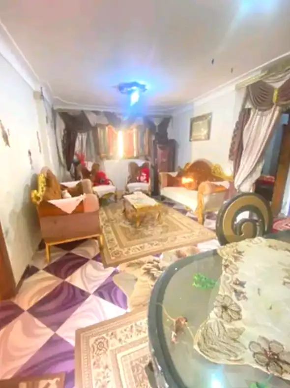 https://aqarmap.com.eg/ar/listing/6966264-for-sale-alexandria-al-agamy-el-hanouvel-kasr-al-quiri-st-1