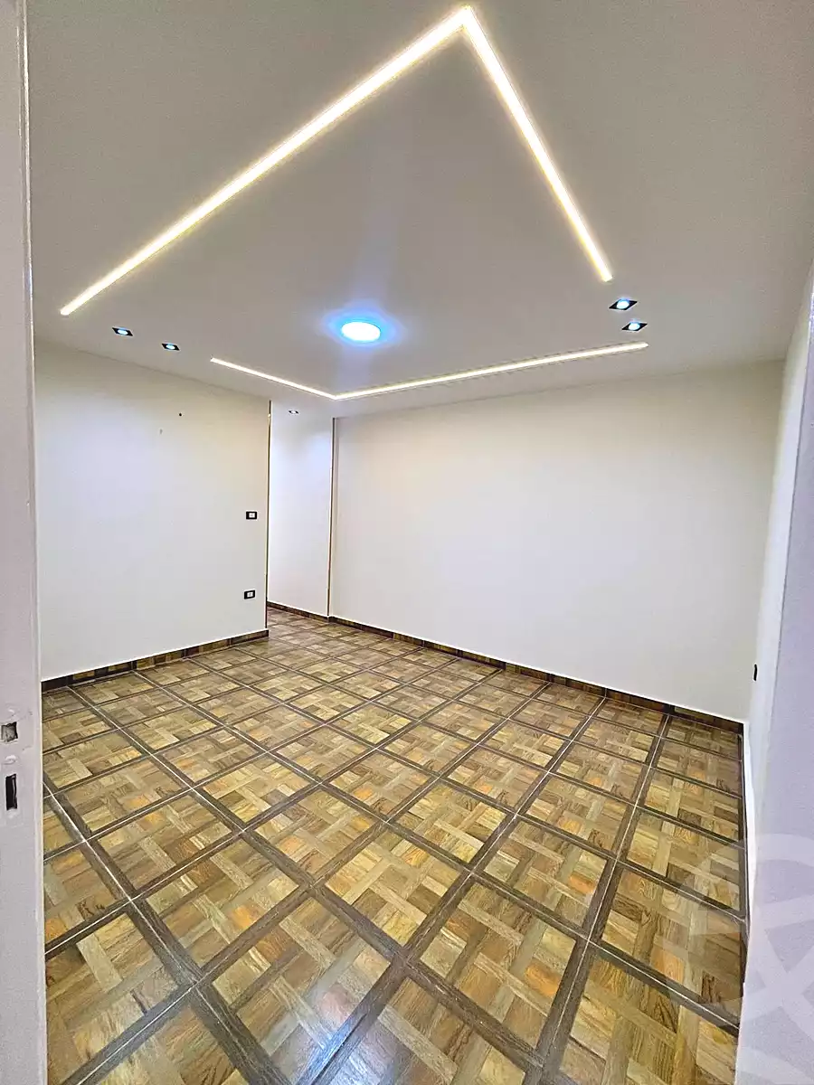 https://aqarmap.com.eg/ar/listing/6966519-for-sale-alexandria-sydy-bshr-sydy-bshr-bhry-khalil-hamada-st