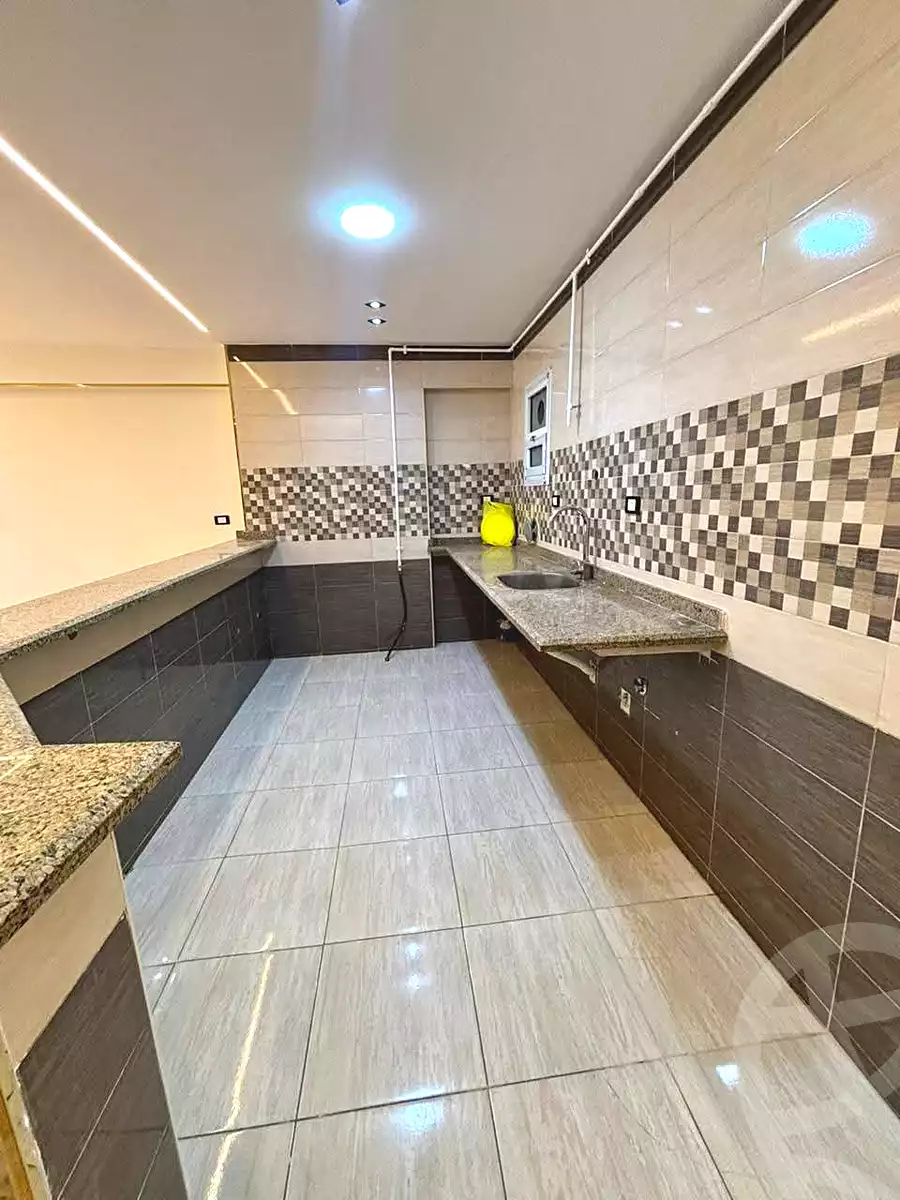 https://aqarmap.com.eg/ar/listing/6966519-for-sale-alexandria-sydy-bshr-sydy-bshr-bhry-khalil-hamada-st