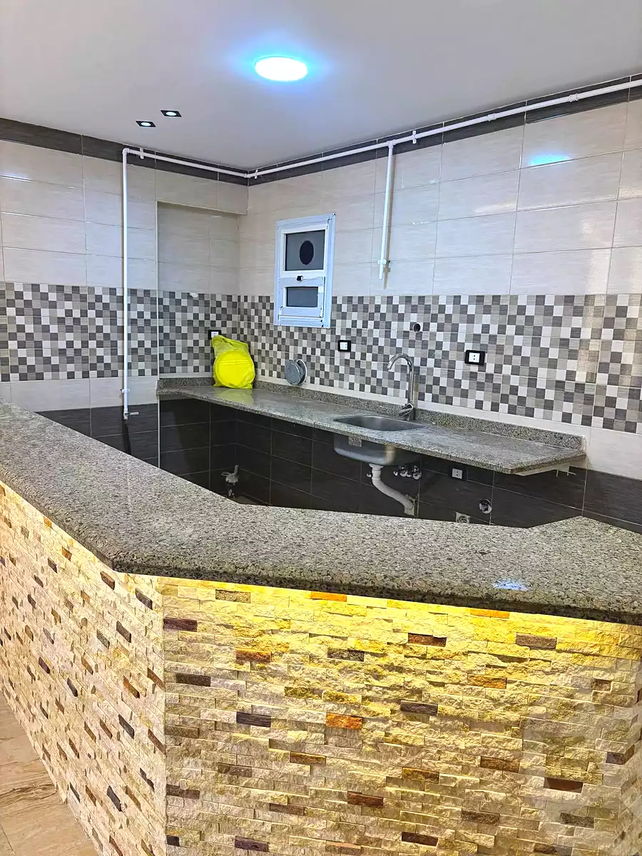 https://aqarmap.com.eg/ar/listing/6966519-for-sale-alexandria-sydy-bshr-sydy-bshr-bhry-khalil-hamada-st