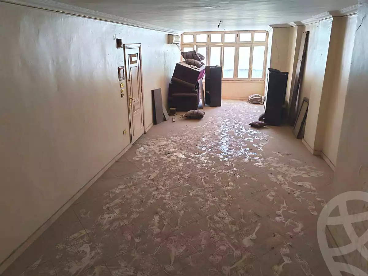 https://aqarmap.com.eg/ar/listing/6967314-for-sale-cairo-el-haram-shareaa-naser-el-thawrah