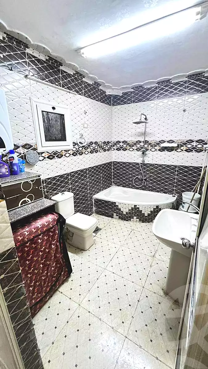 https://aqarmap.com.eg/en/listing/6967070-for-rent-cairo-faisal-el-matbeaa-amr-ibn-al-aas-st