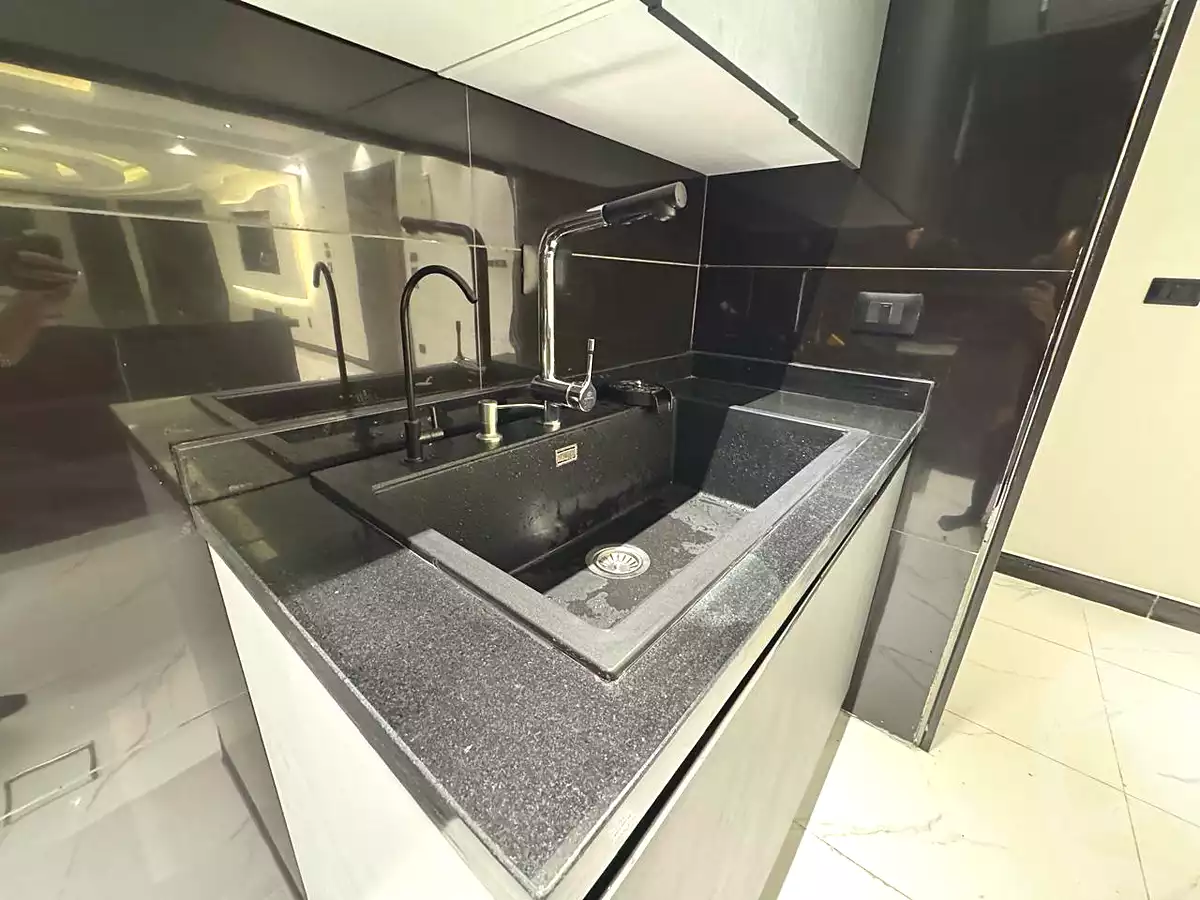 https://aqarmap.com.eg/en/listing/6967655-for-sale-cairo-mokattam-lhdb-l-ly-shareaa-9
