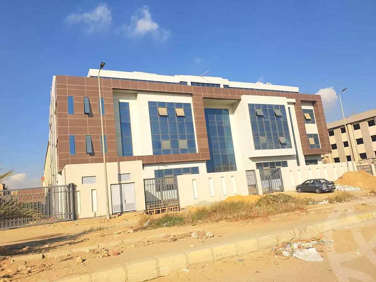 https://aqarmap.com.eg/ar/listing/6968601-for-rent-cairo-new-cairo-el-maantiqah-el-sinaiyyah
