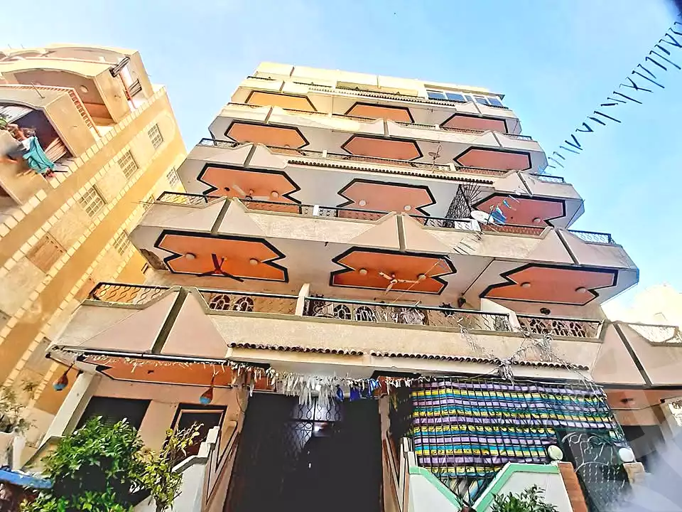 https://aqarmap.com.eg/en/listing/6969883-for-sale-alexandria-al-agamy-shataa-el-nakheel