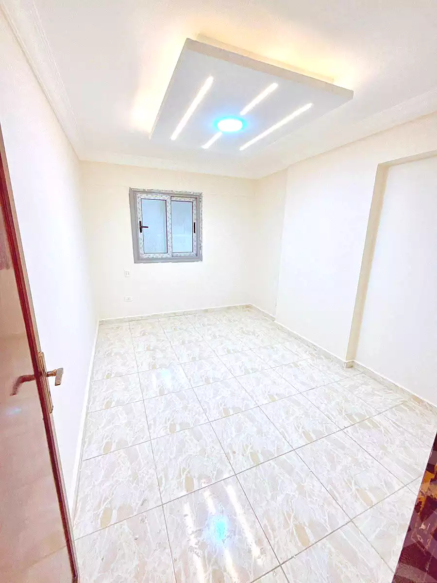 https://aqarmap.com.eg/en/listing/6969985-for-sale-alexandria-el-asafra-l-sfr-bhry