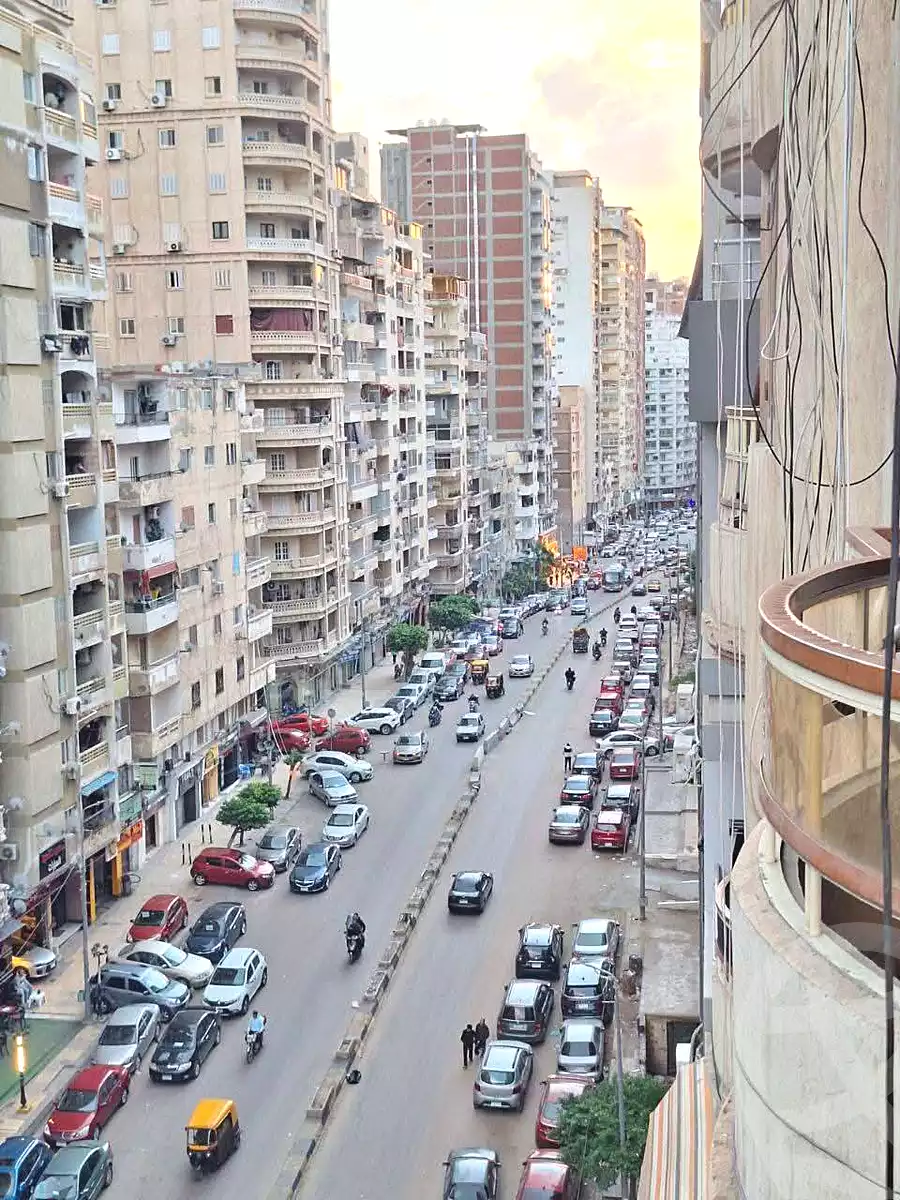 https://aqarmap.com.eg/ar/listing/6970044-for-sale-alexandria-sydy-bshr-sydy-bshr-bhry-shr-mhmwd-l-yswy