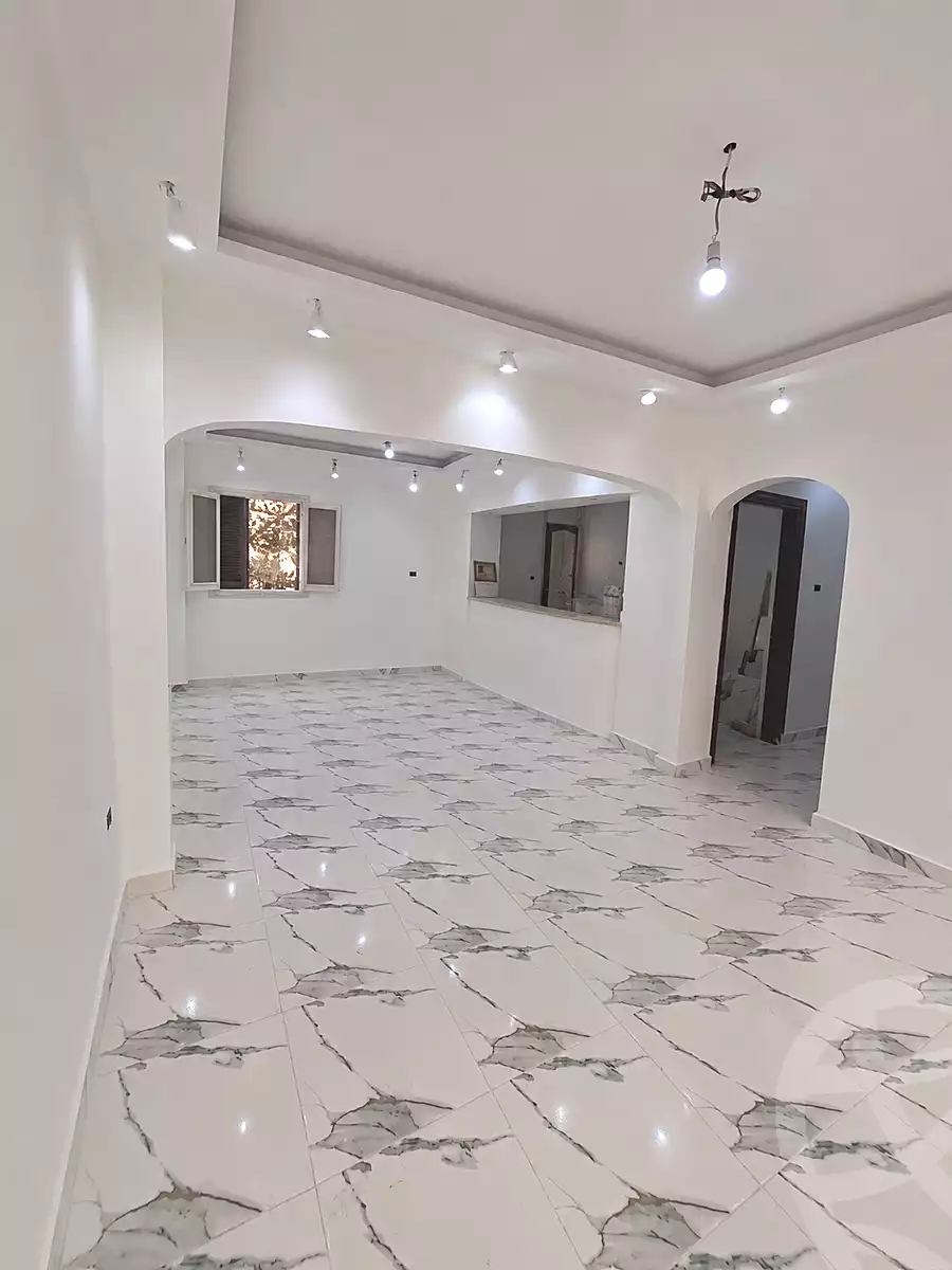 https://aqarmap.com.eg/ar/listing/6970113-for-sale-cairo-15th-of-may-mjwr-31