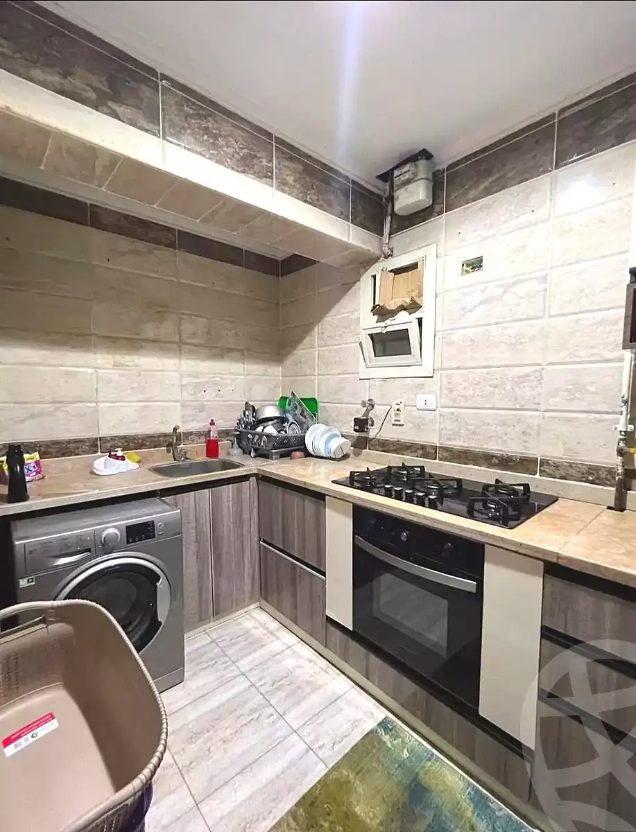 https://aqarmap.com.eg/en/listing/6970490-for-sale-cairo-el-zaytun-hlmy-lzytwn-ibn-el-hakam-sq