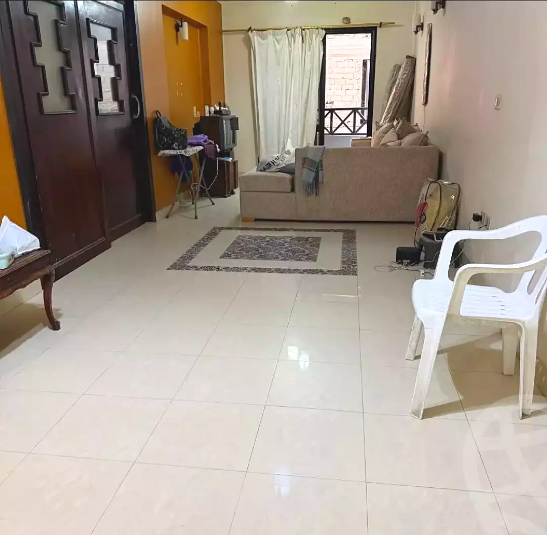 https://aqarmap.com.eg/en/listing/6970493-for-sale-cairo-el-zaytun-hlmy-lzytwn-ibn-el-hakam-sq