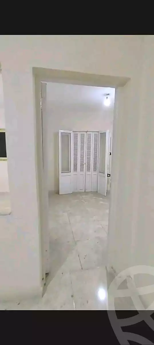 https://aqarmap.com.eg/en/listing/6970566-for-sale-alexandria-sydy-bshr-sydy-bshr-qbly