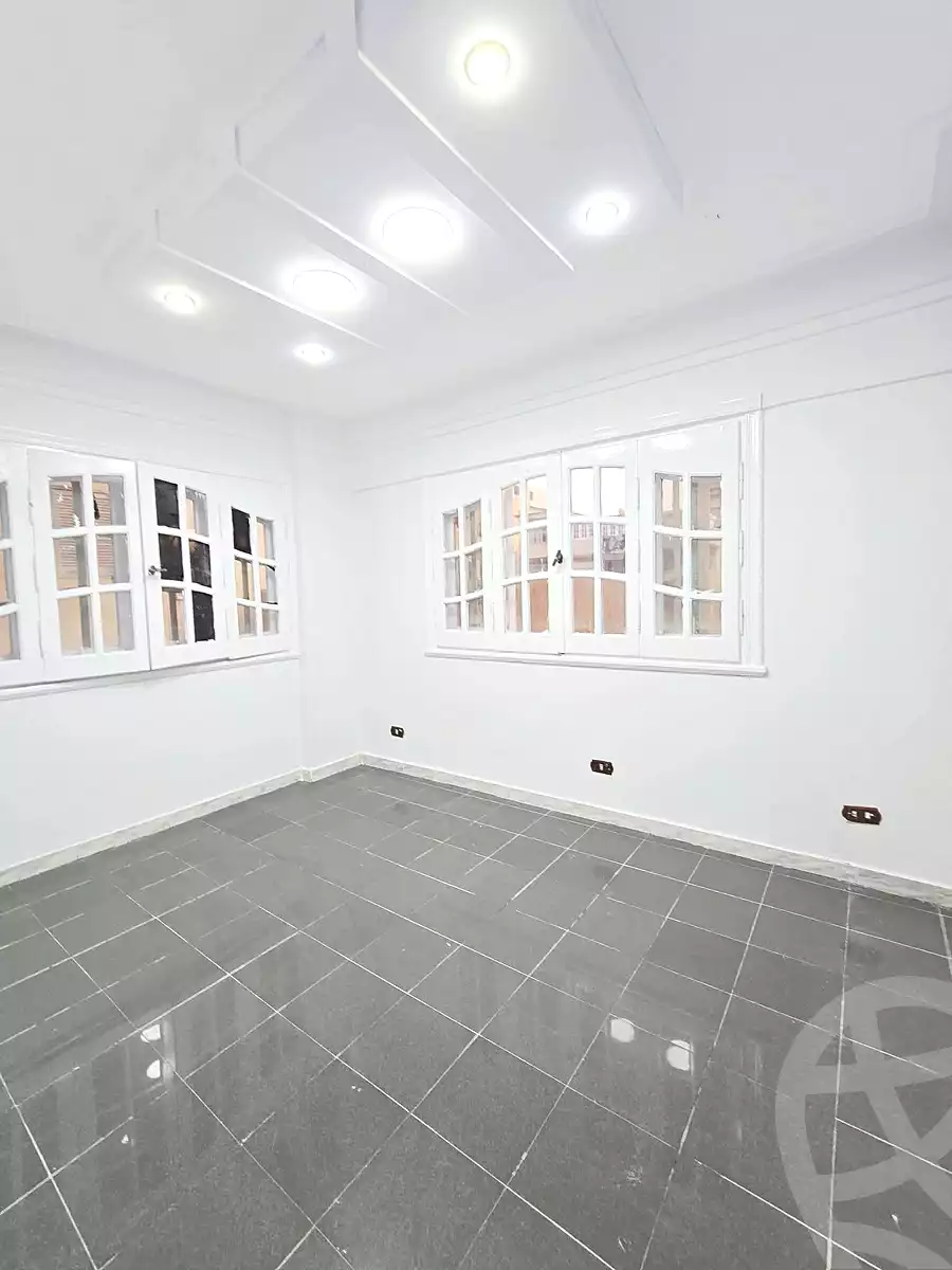 https://aqarmap.com.eg/ar/listing/6970657-for-sale-alexandria-al-agamy-shataa-el-nakheel