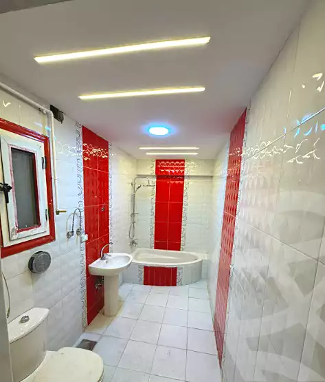 https://aqarmap.com.eg/ar/listing/6971140-for-sale-alexandria-sydy-bshr-sydy-bshr-bhry-shr-mhmwd-l-yswy