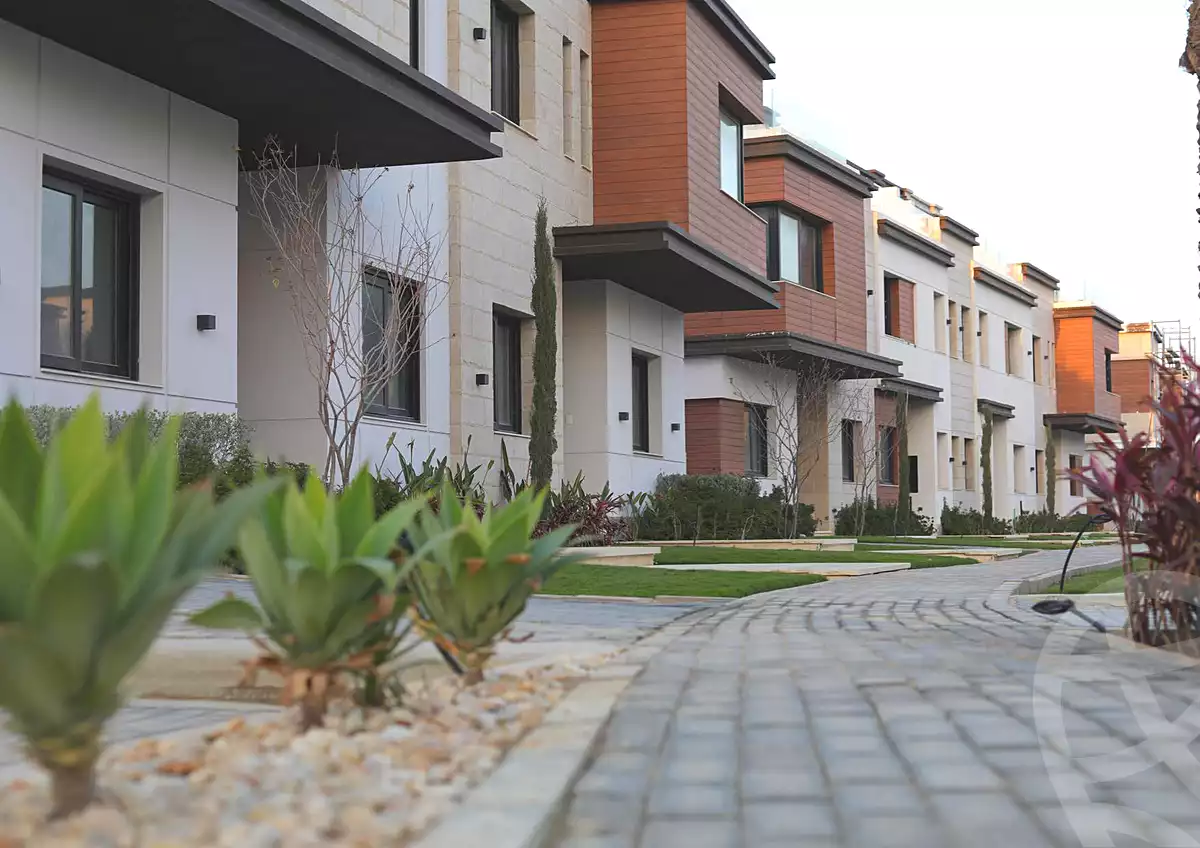 https://aqarmap.com.eg/en/listing/6971315-for-sale-cairo-new-cairo-compounds-azzar