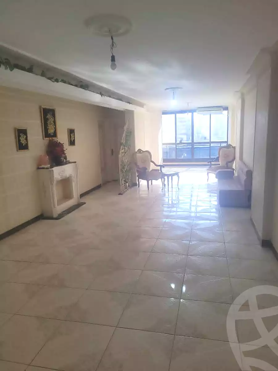 https://aqarmap.com.eg/ar/listing/6972050-for-sale-alexandria-miami