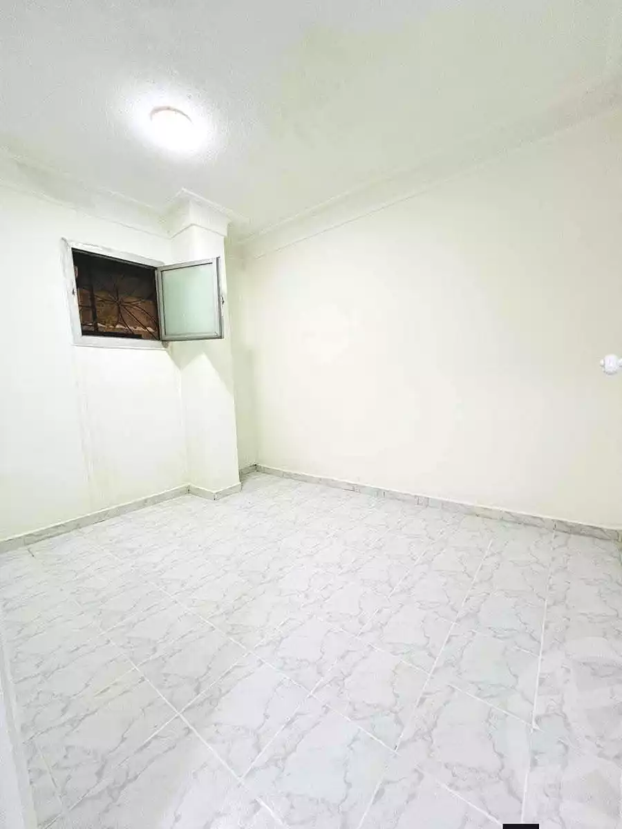 https://aqarmap.com.eg/ar/listing/6972252-for-sale-alexandria-al-agamy-shataa-el-nakheel