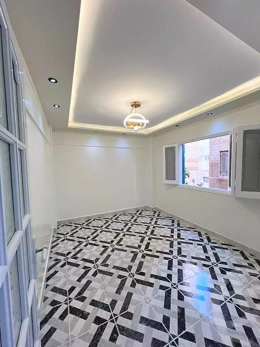 https://aqarmap.com.eg/ar/listing/6972254-for-sale-alexandria-al-agamy-shataa-el-nakheel