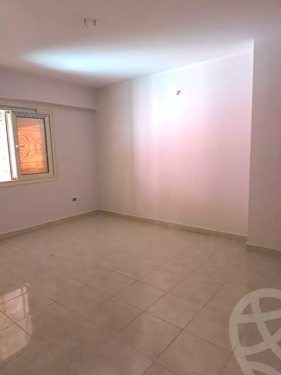 https://aqarmap.com.eg/ar/listing/6972431-for-sale-cairo-new-cairo-south-investors-zizinia-st