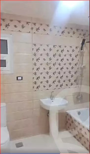 https://aqarmap.com.eg/ar/listing/6972911-for-sale-alexandria-sydy-bshr-sydy-bshr-bhry-khalil-hamada-st