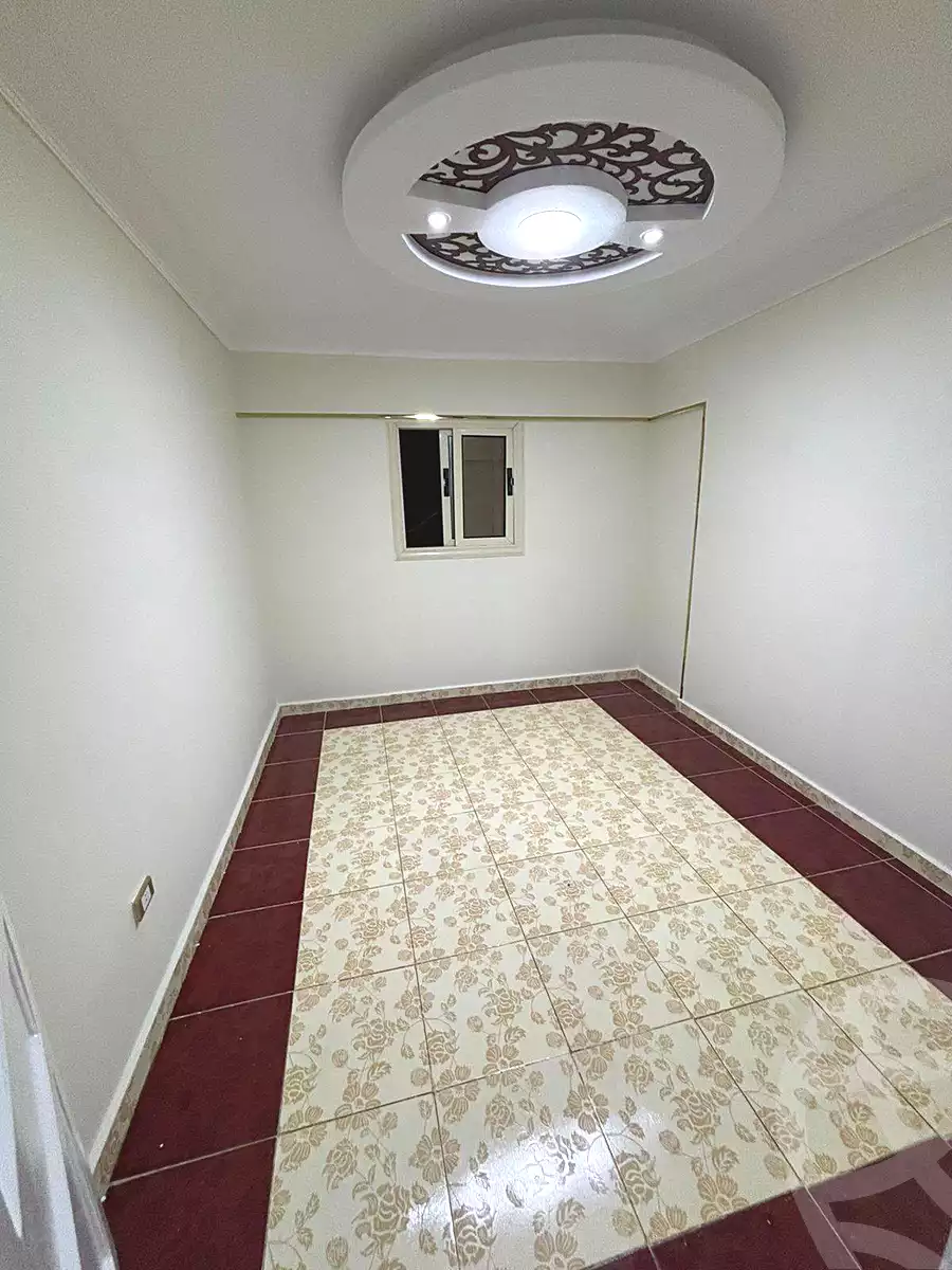 https://aqarmap.com.eg/ar/listing/6973276-for-sale-alexandria-el-asafra-shr-ljysh
