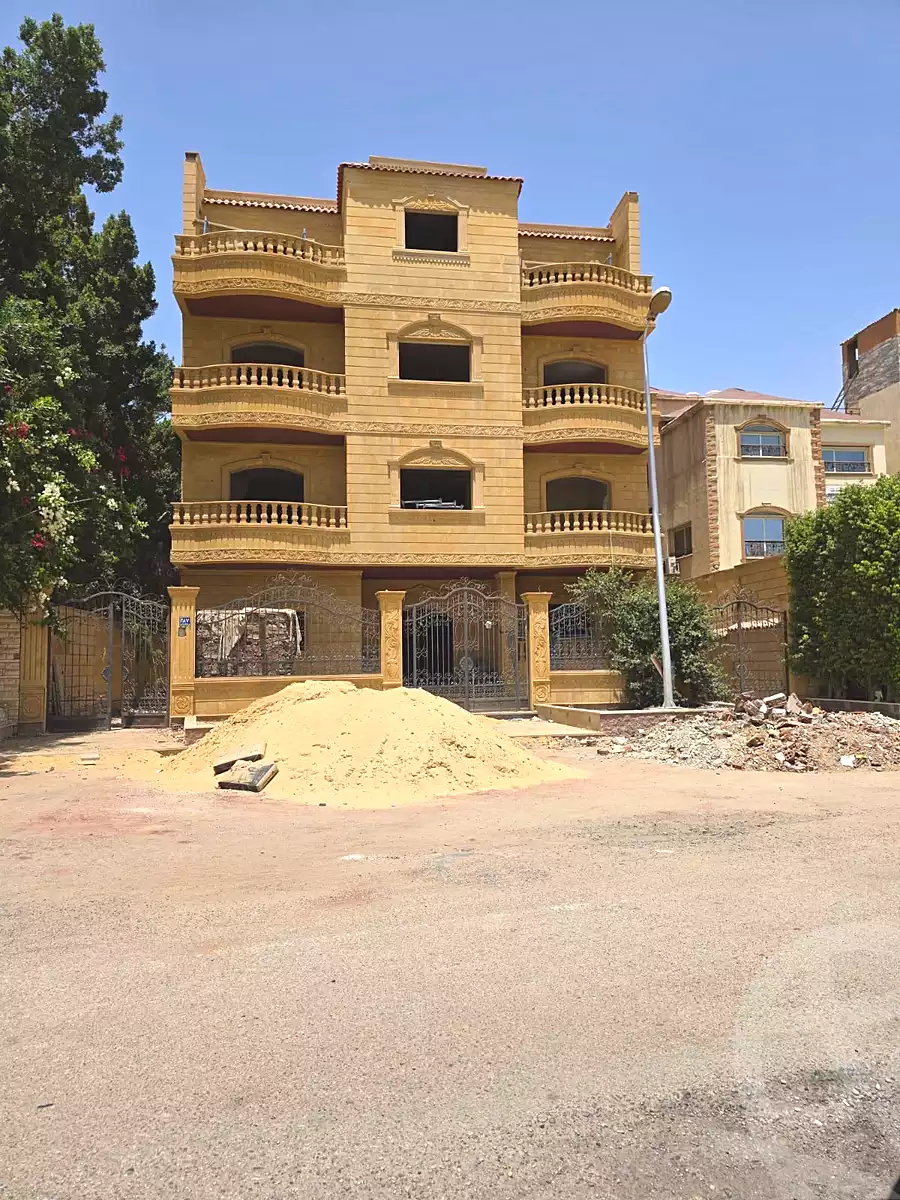 https://aqarmap.com.eg/ar/listing/6973409-for-sale-cairo-new-cairo-ganob-el-akadamiya-south-academy-h-amr-ibn-el-ass-st
