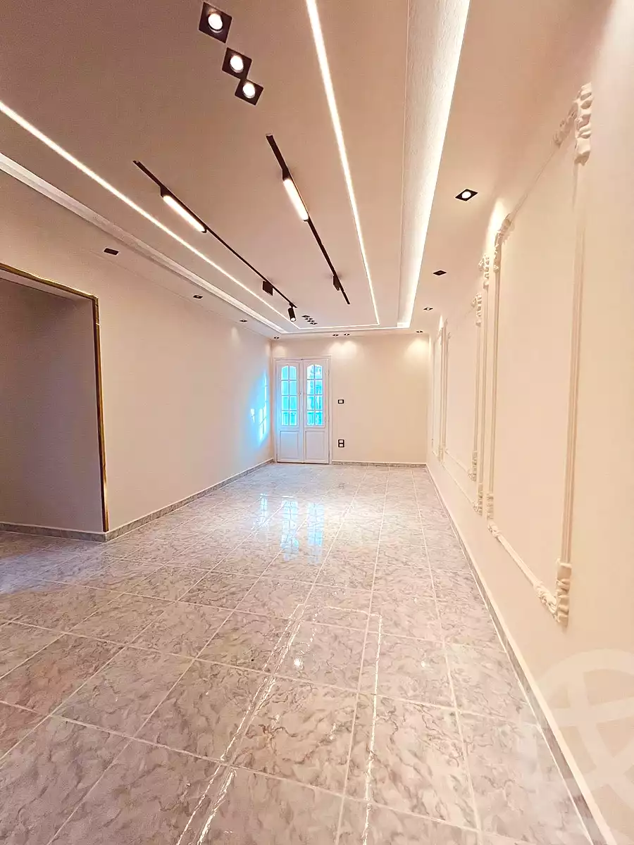 https://aqarmap.com.eg/ar/listing/6973546-for-sale-alexandria-sydy-bshr-sydy-bshr-qbly