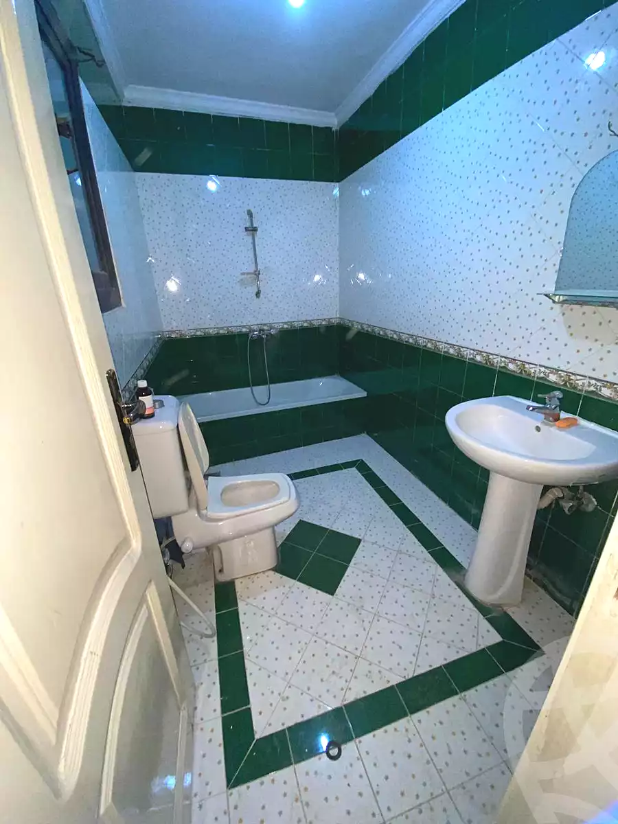 https://aqarmap.com.eg/ar/listing/6973690-for-rent-cairo-faisal-el-tawabeq-el-shaheed-ahmed-hamdy-st