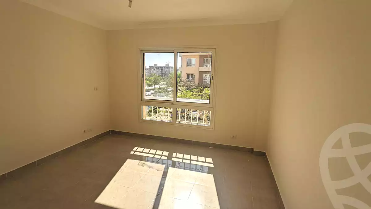 https://aqarmap.com.eg/ar/listing/6973984-for-rent-cairo-new-cairo-madinaty-eleventh-zone-buildings-group-112