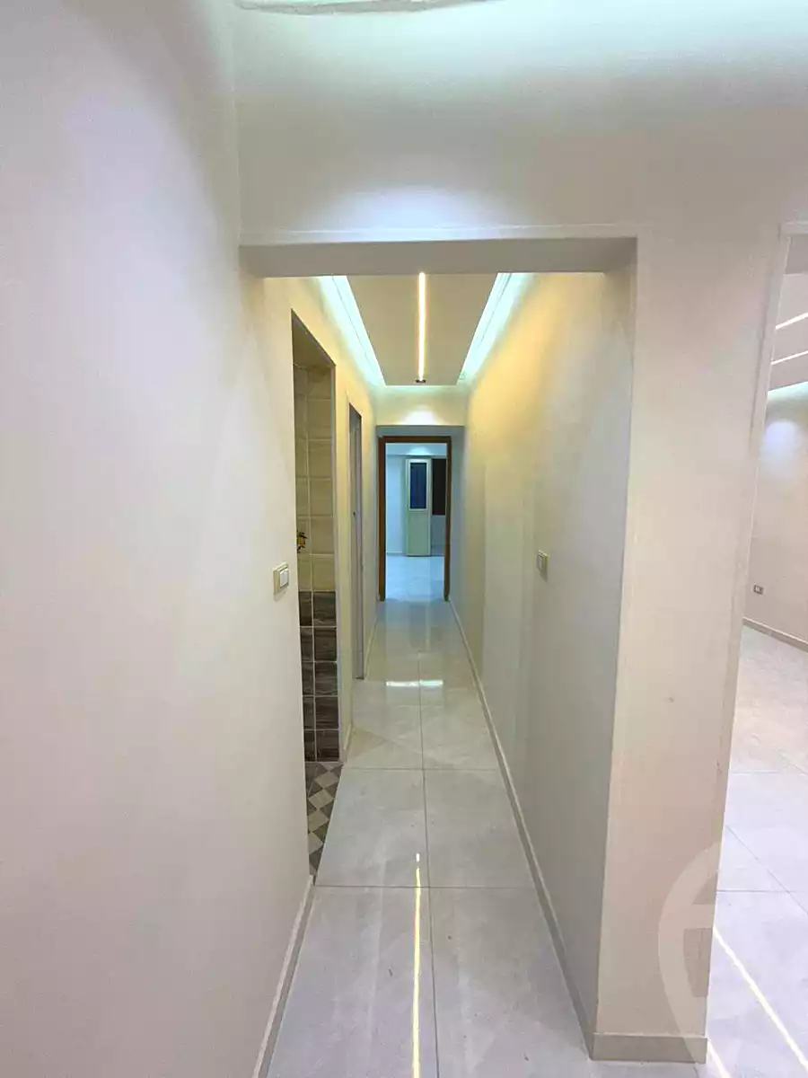 https://aqarmap.com.eg/ar/listing/6974136-for-sale-cairo-el-zaytun-lzytwn-lshrqy-shr-mstfy-bsh