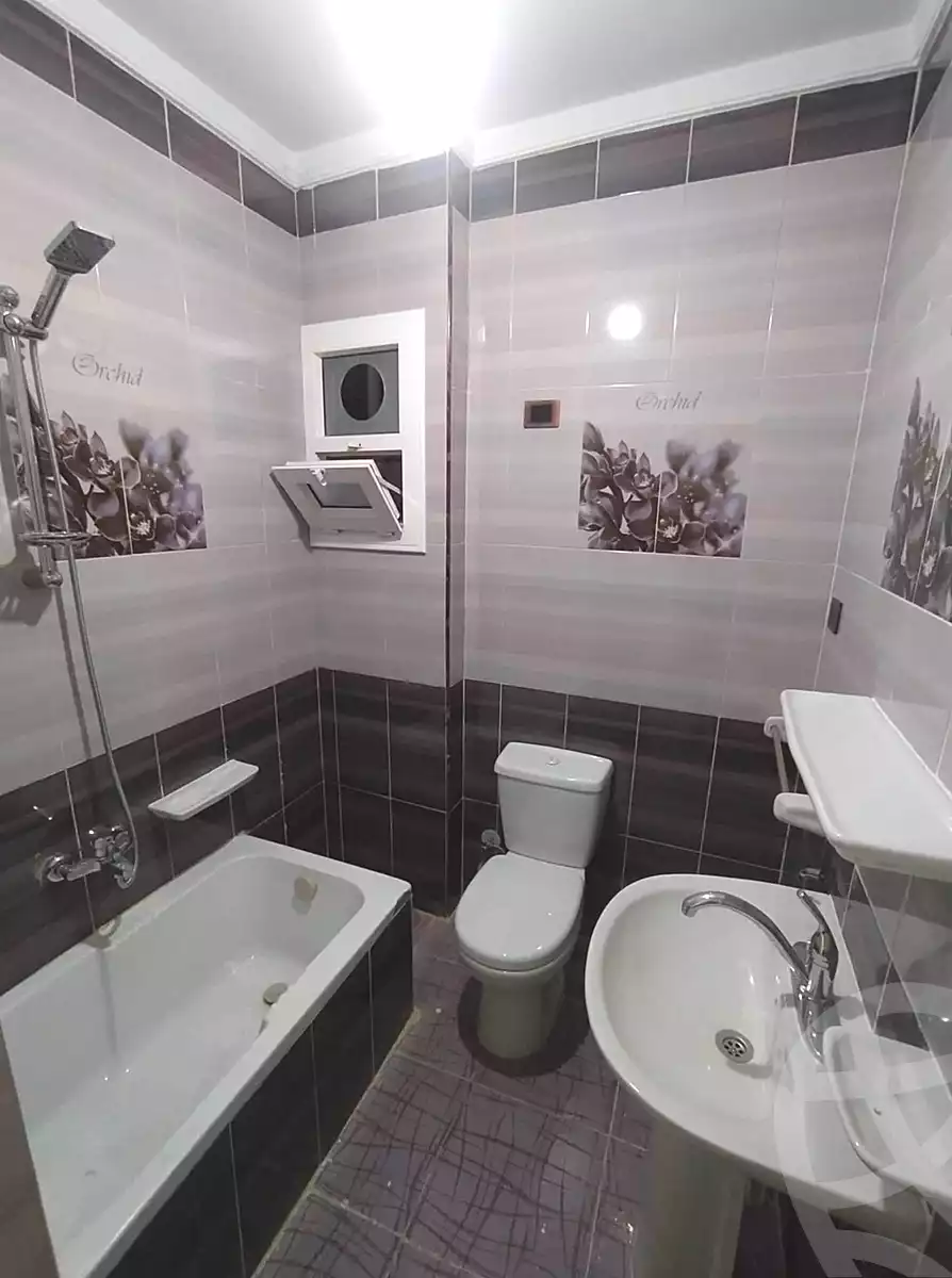 https://aqarmap.com.eg/ar/listing/6974162-for-rent-alexandria-moharram-bey-al-mahkama-st