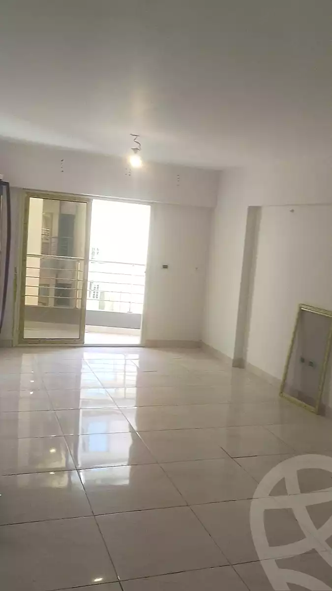 https://aqarmap.com.eg/ar/listing/6974262-for-rent-alexandria-lsywf-el-karma-compound