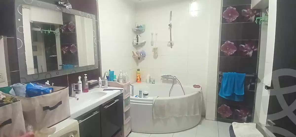 https://aqarmap.com.eg/en/listing/6974322-for-sale-cairo-hadayek-el-koba-hamamat-el-koba