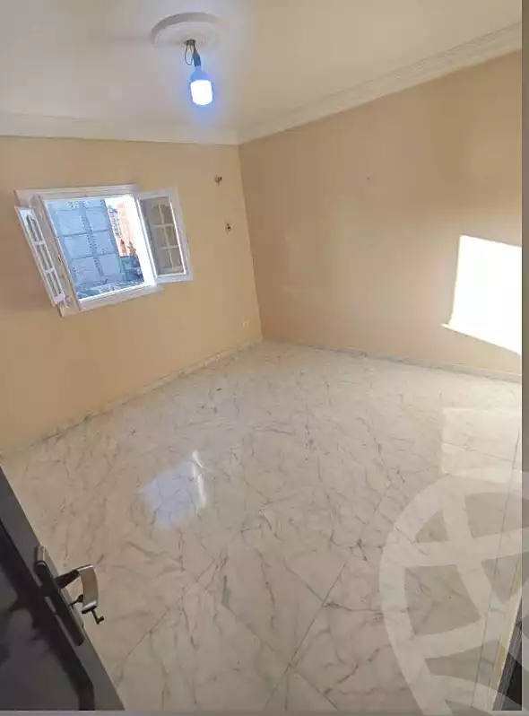 https://aqarmap.com.eg/ar/listing/6974433-for-sale-alexandria-al-agamy-el-hanouvel-el-warsha-st