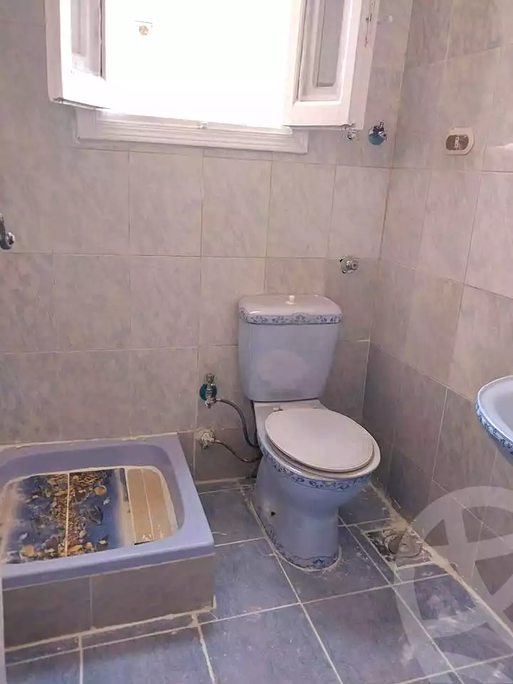 https://aqarmap.com.eg/ar/listing/6974466-for-sale-alexandria-al-agamy-shataa-el-nakheel-street-4