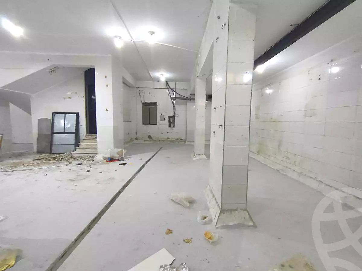 https://aqarmap.com.eg/ar/listing/6974615-for-rent-sharqia-10th-of-ramadan-industrial-area-manteqat-al-6-million-manteqat-al-6-million-3rd-industrial-zone