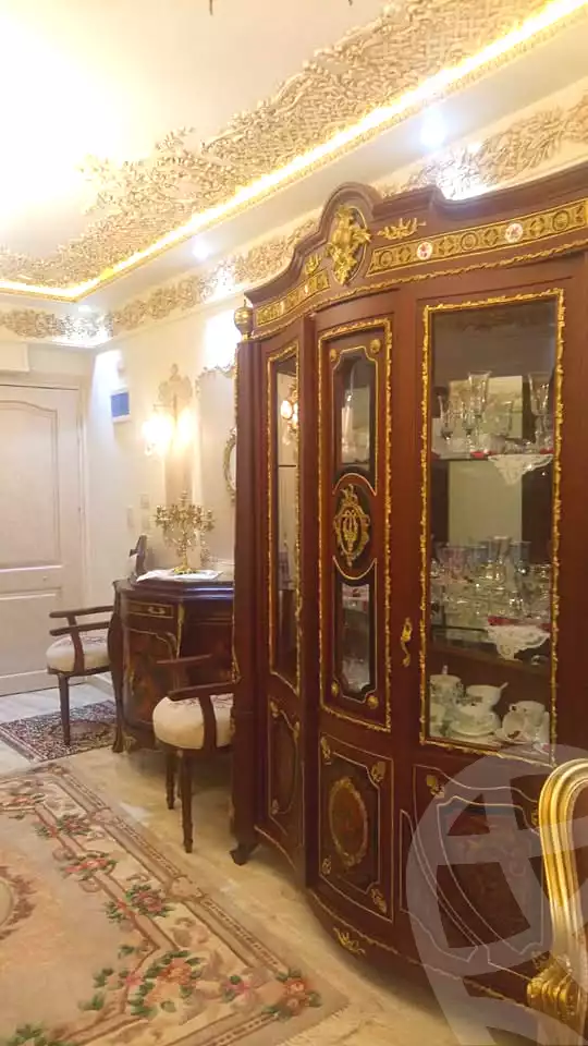 https://aqarmap.com.eg/ar/listing/6974725-for-sale-alexandria-moharram-bey-zaidan-st