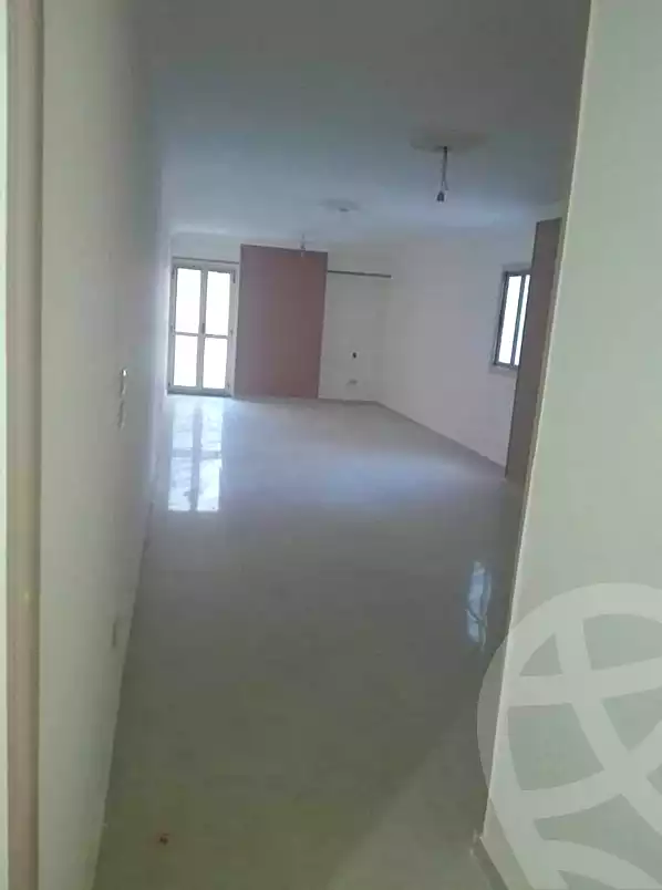 https://aqarmap.com.eg/en/listing/6974964-for-sale-alexandria-el-asafra-street-528-st